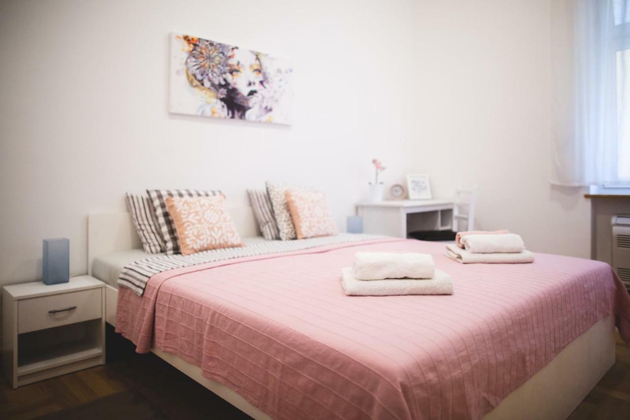 Clyra Apartment City Centar ซาเกร็บ ภายนอก รูปภาพ