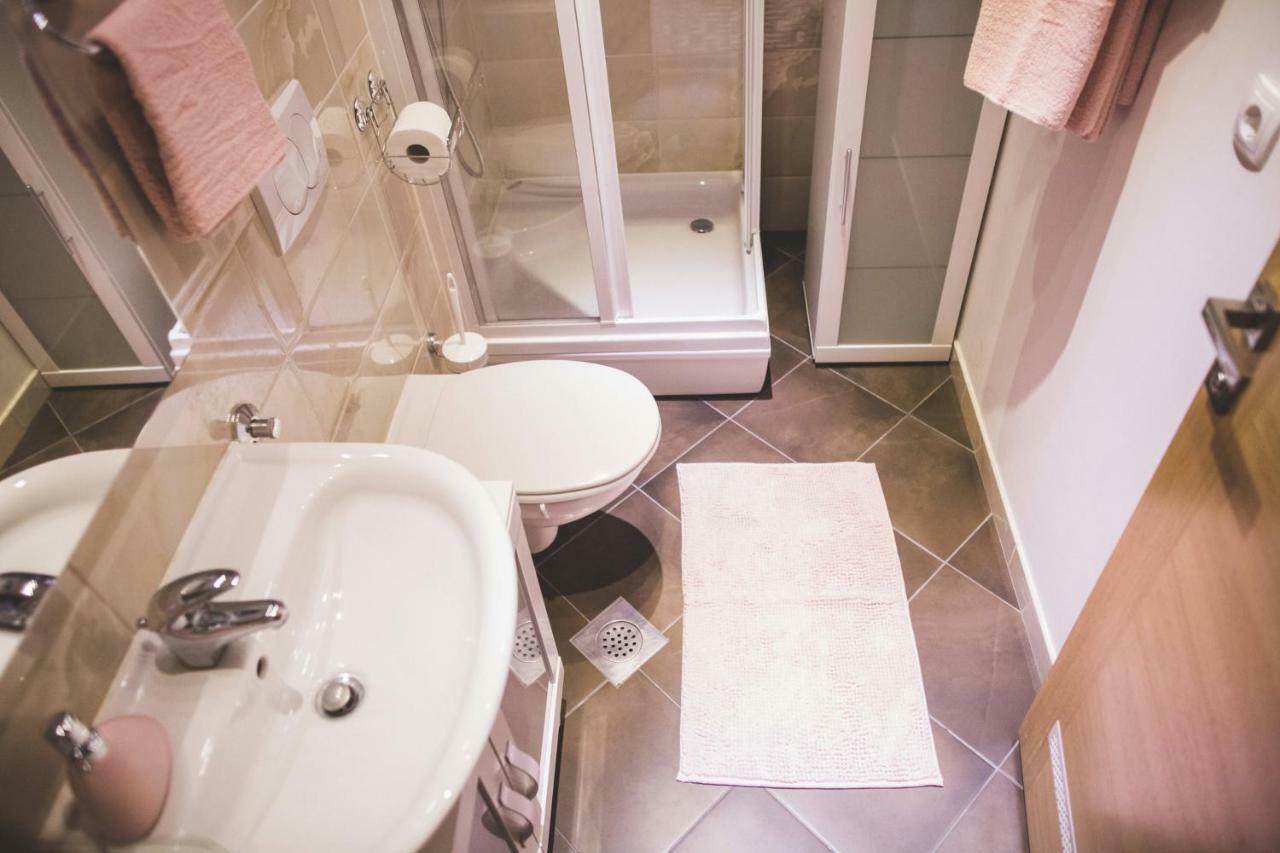 Clyra Apartment City Centar ซาเกร็บ ภายนอก รูปภาพ