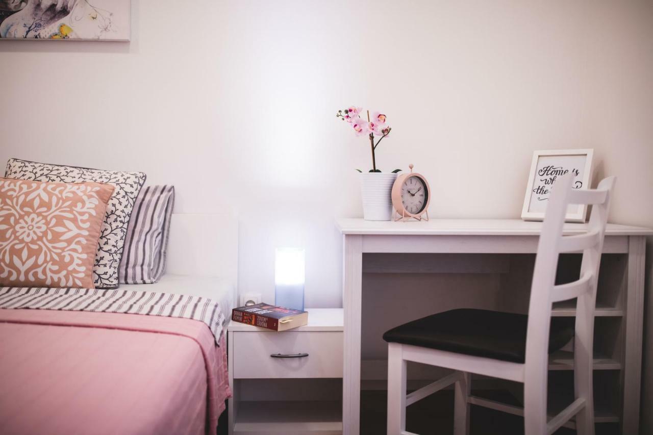 Clyra Apartment City Centar ซาเกร็บ ภายนอก รูปภาพ