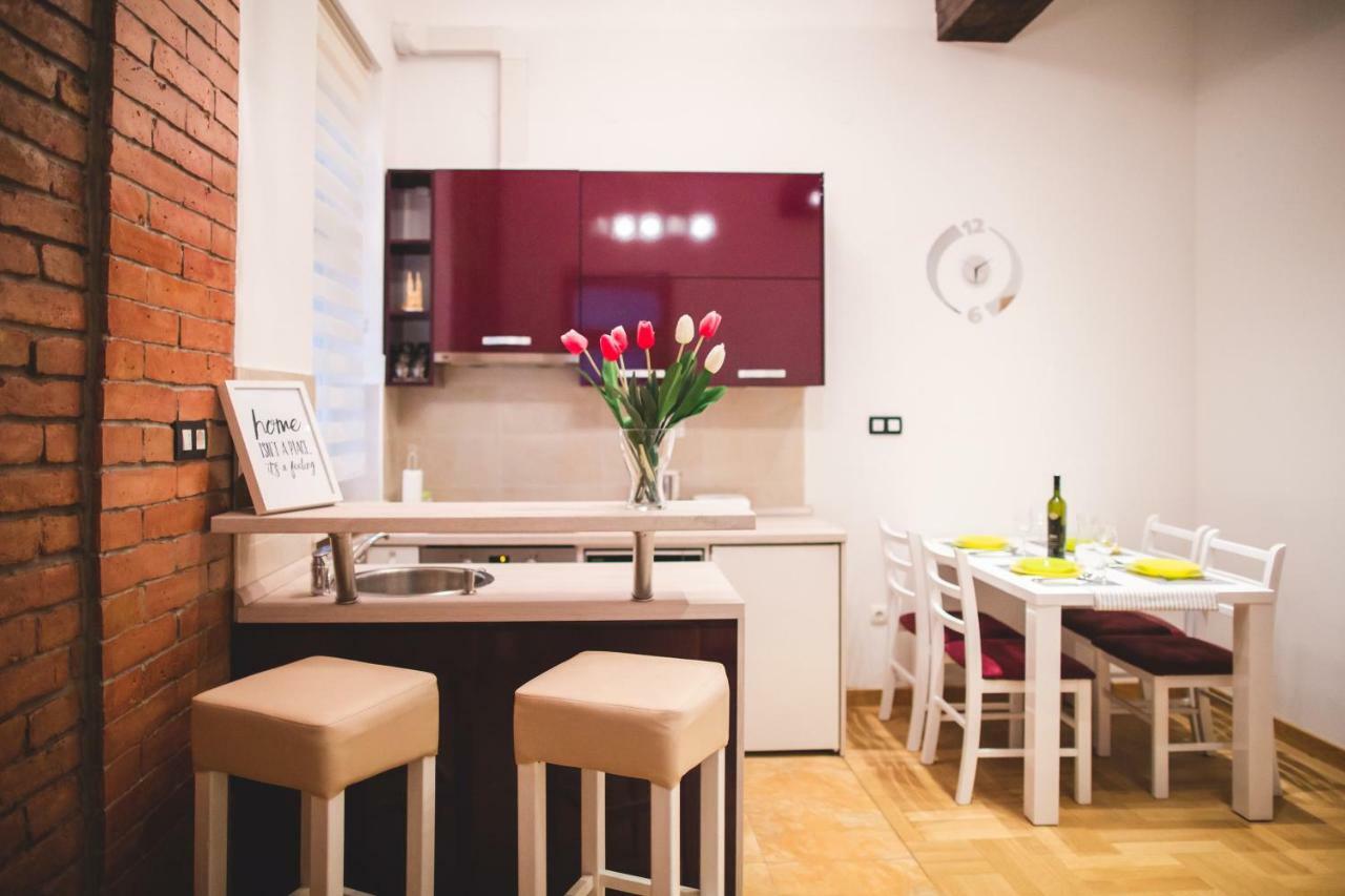 Clyra Apartment City Centar ซาเกร็บ ภายนอก รูปภาพ